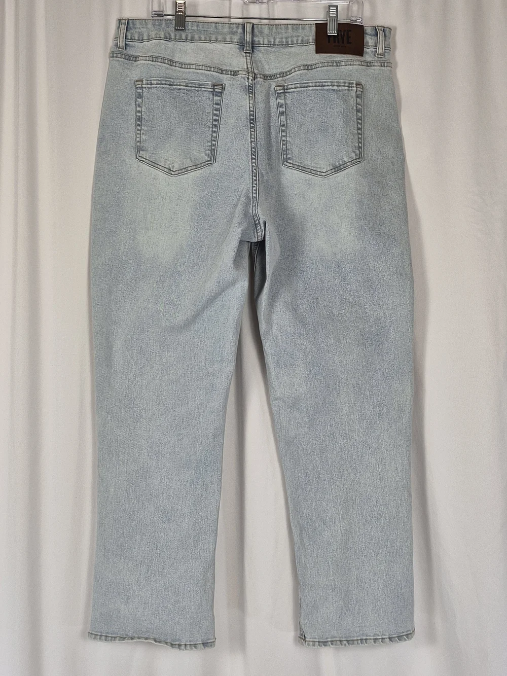 Frye High-Rise Cuffed Crop Plus Size Jeans in Stevie Light Wash - Size 14/32
